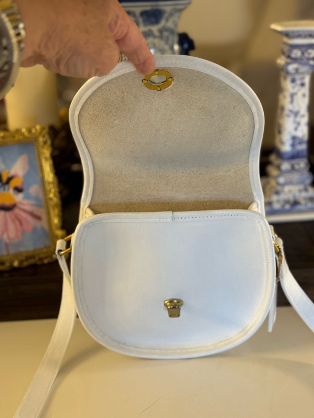 🤍 VINTAGE COACH WHITE LEATHER WATSON TURNLOCK CROSSBODY BAG #9981! - Picture 5 of 12